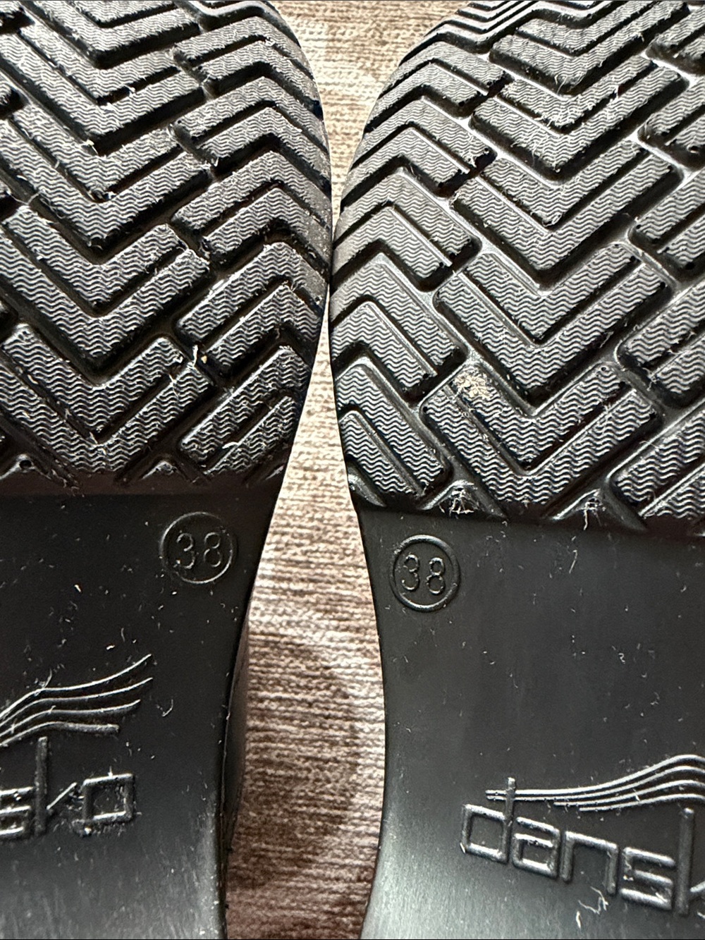 Dansko Professional clogs - Picture 5 of 8